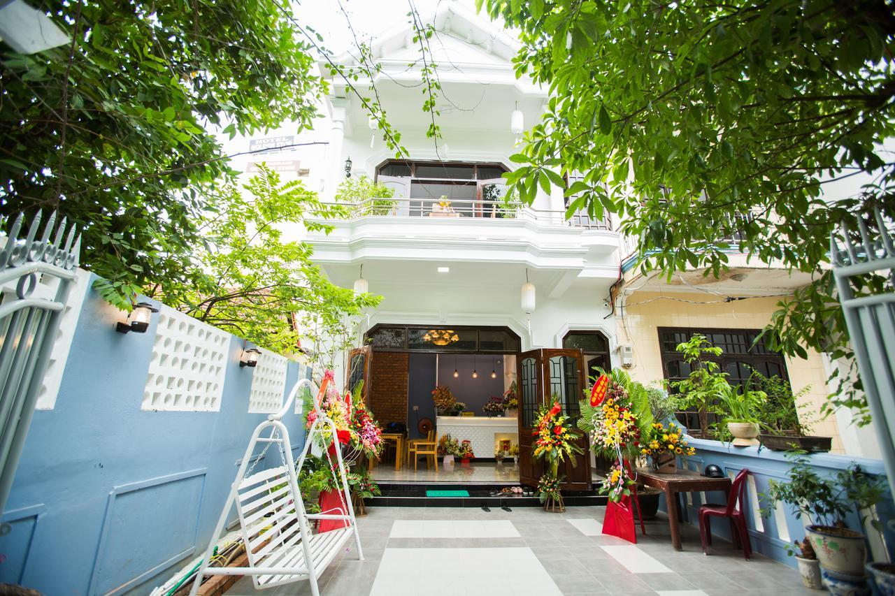 Shark Homestay Hue Exterior photo